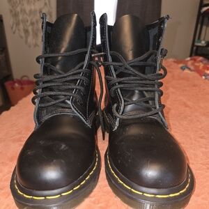 Womens Doc Marten combat book size 10